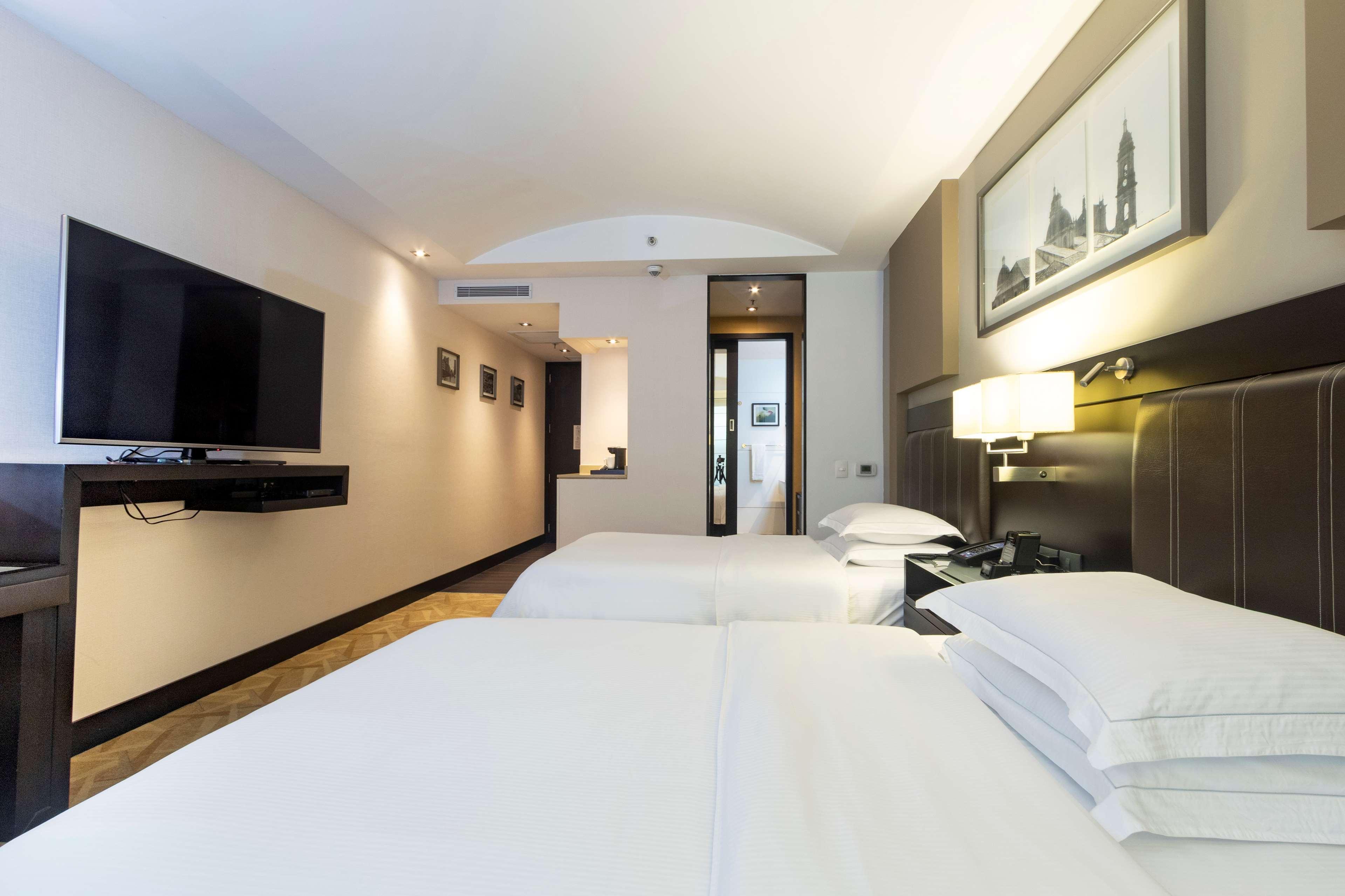Hilton Bogota Hotell Exteriör bild