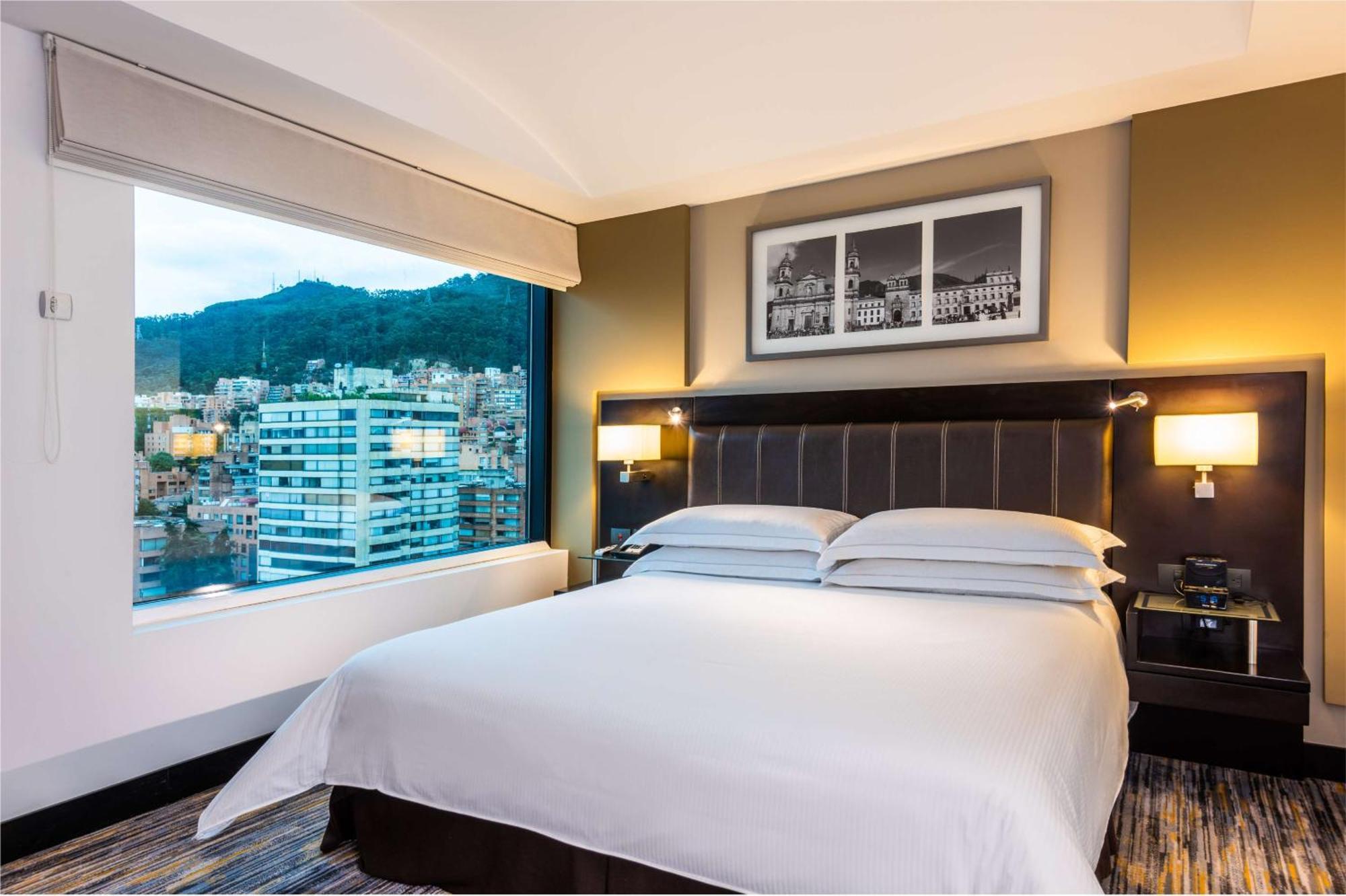 Hilton Bogota Hotell Exteriör bild